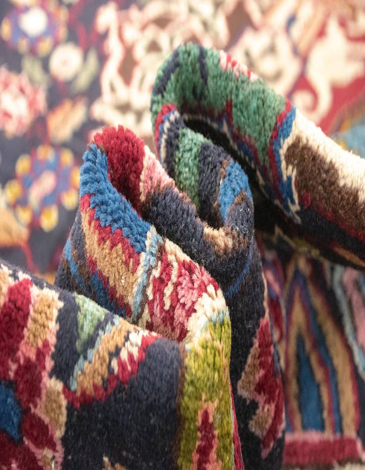 Detail image of 9' 5 x 13'  Hand Knotted Kashan Persian Wool Rug