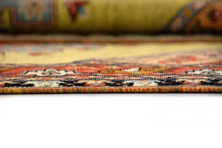 4' 9 x 6' 1 Hand Knotted Kashkuli Persian Rug