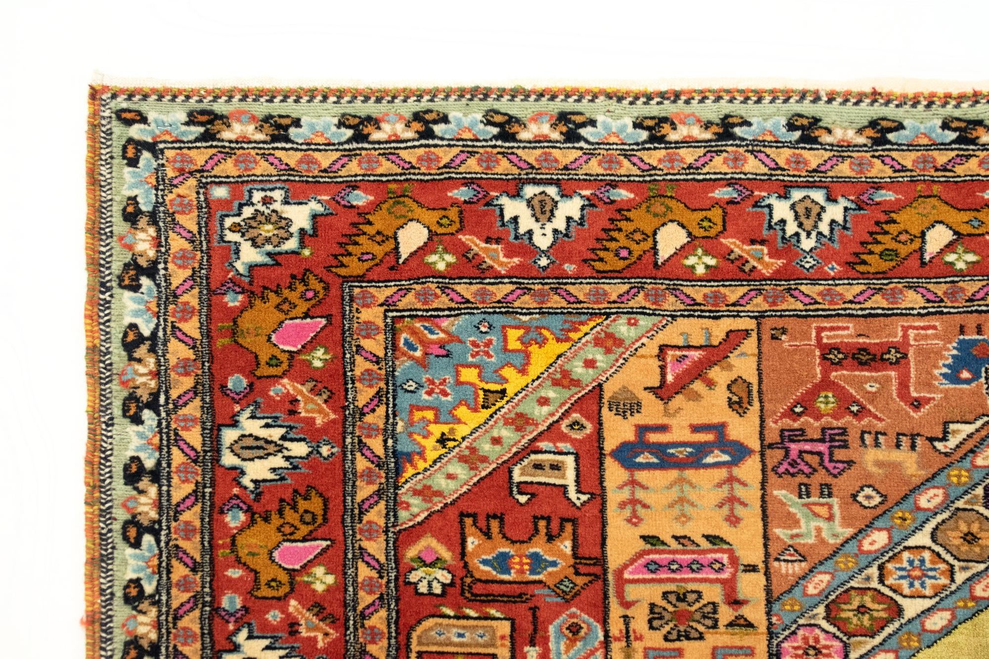 4' 9 x 6' 1 Hand Knotted Kashkuli Persian Rug