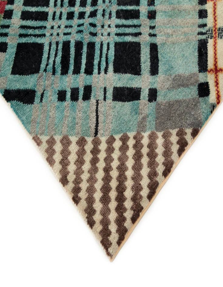 Detail image of 7' 7 x 9' 11  Hand Knotted Modern Manshu Wool Rug