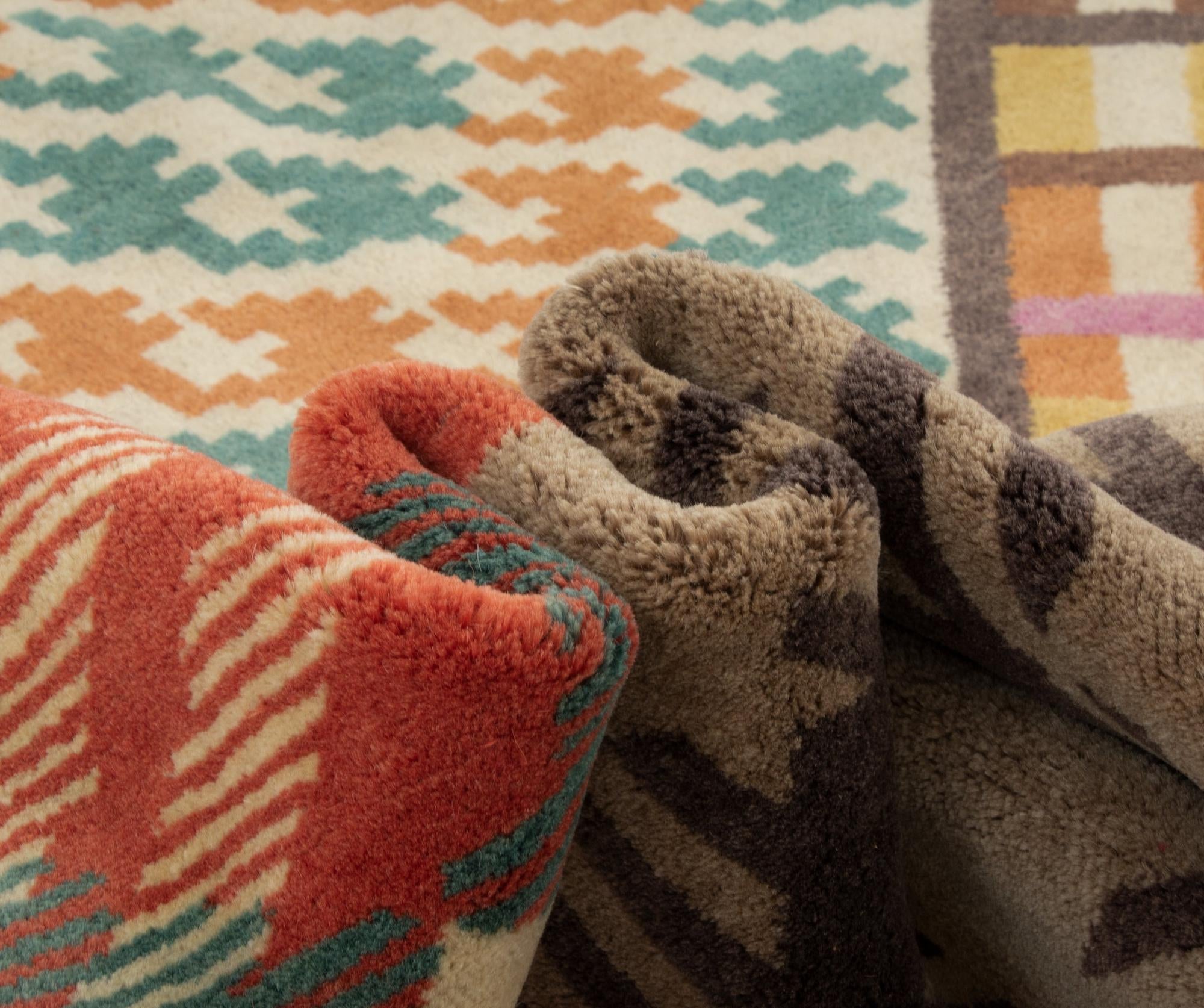 7' 8 x 9' 11 Hand Knotted Modern Manshu Wool Rug