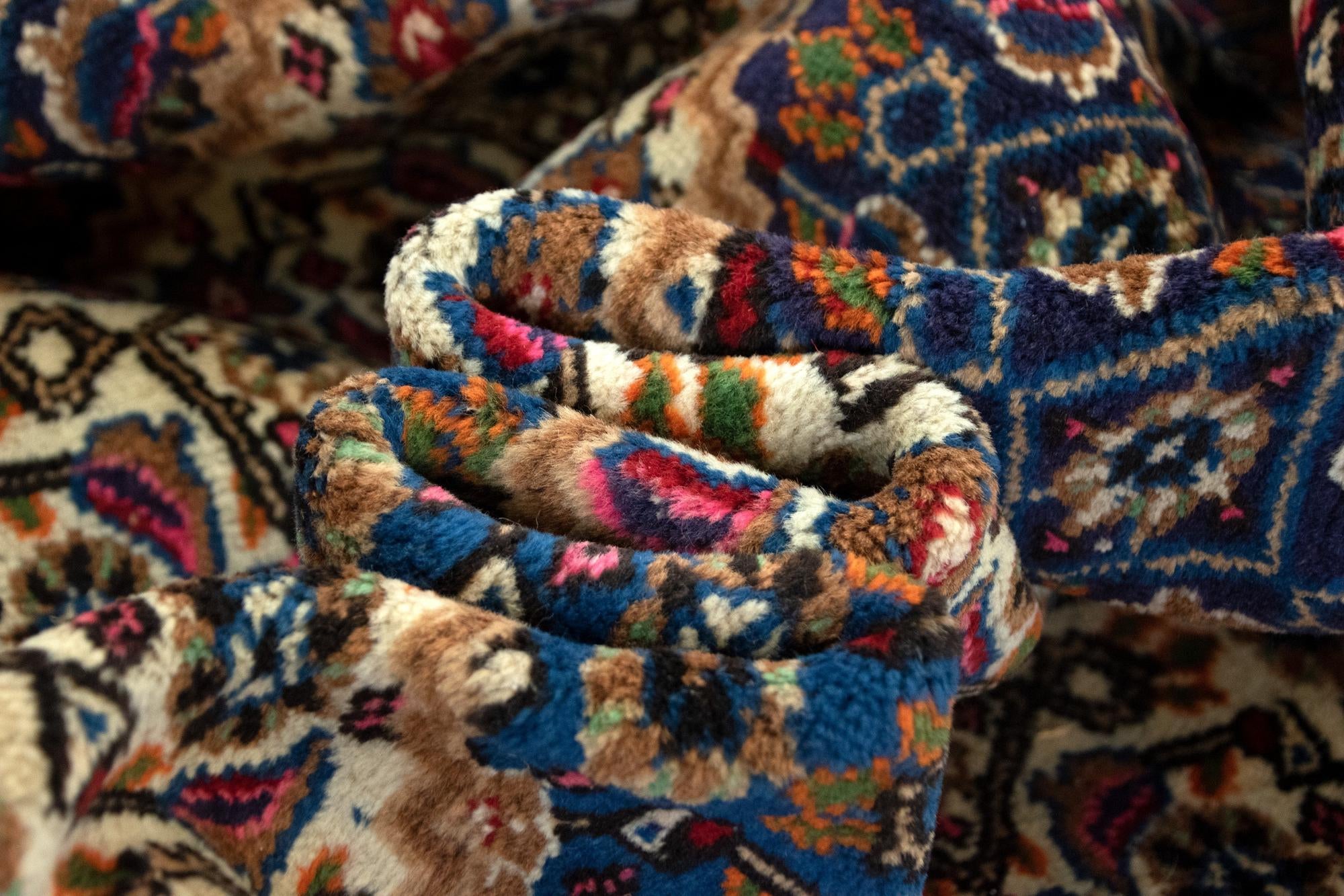6' 11 x 10' 2 Hand Knotted Mood Persian Wool Rug