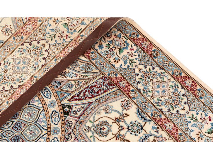 Detail image of 4' 9 x 7' 4 Nain Rug