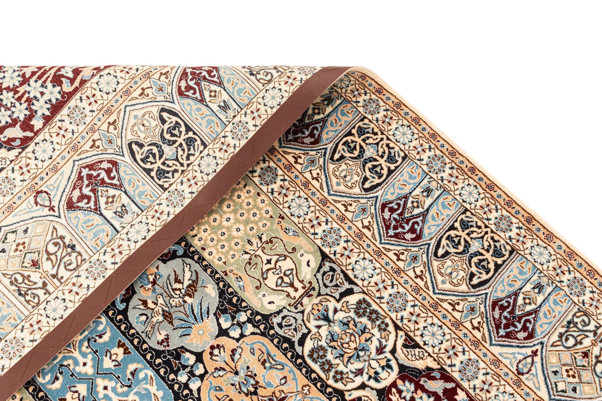 6' 1 x 8' 8 Nain Rug