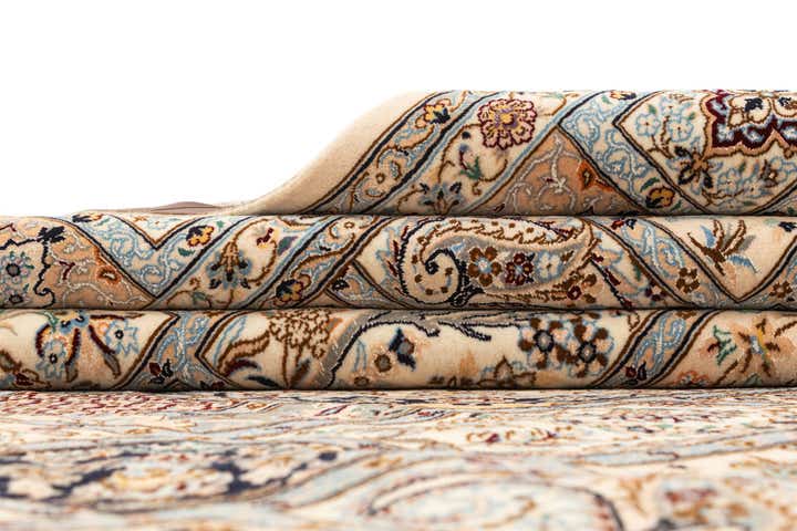 6' 7 x 10' Nain Rug