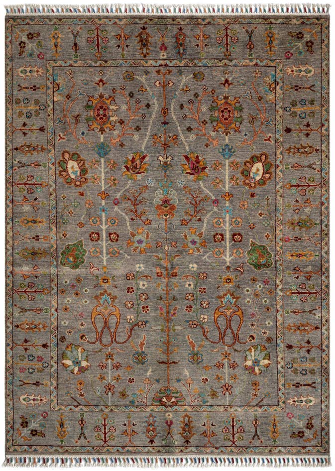 Detail image of 4' 11 x 6' 8 Rubin Wool Rug