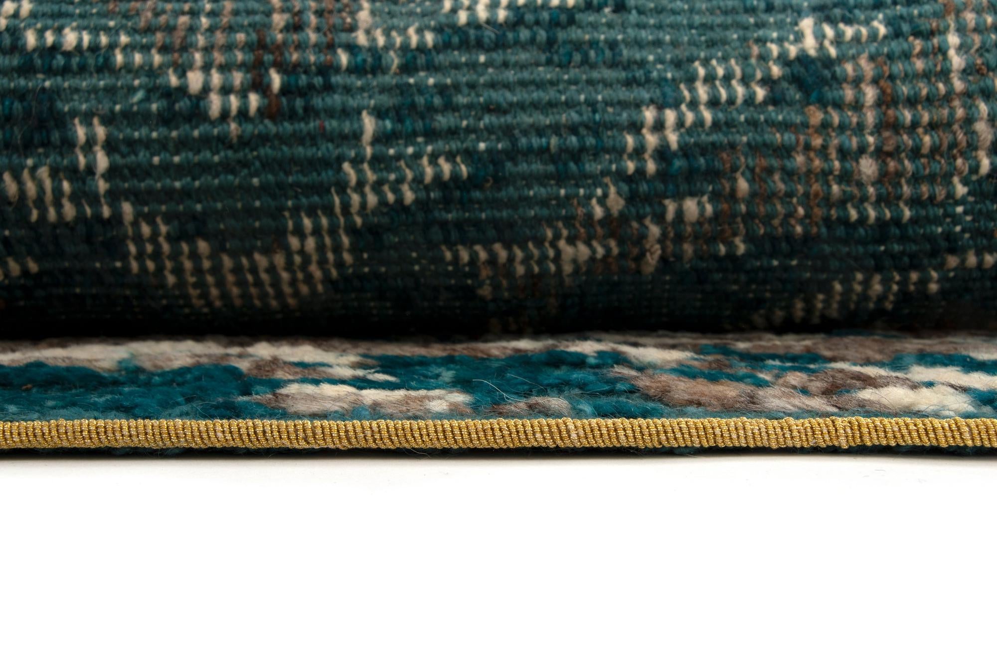4' x 6' 1 Sumak Wool Rug