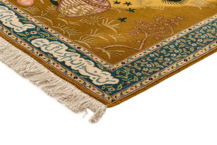Detail image of 3' 3 x 4' 8 Tabriz Rug