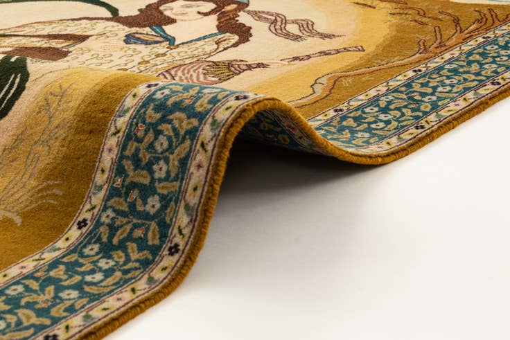 Detail image of 3' 3 x 4' 8 Tabriz Rug