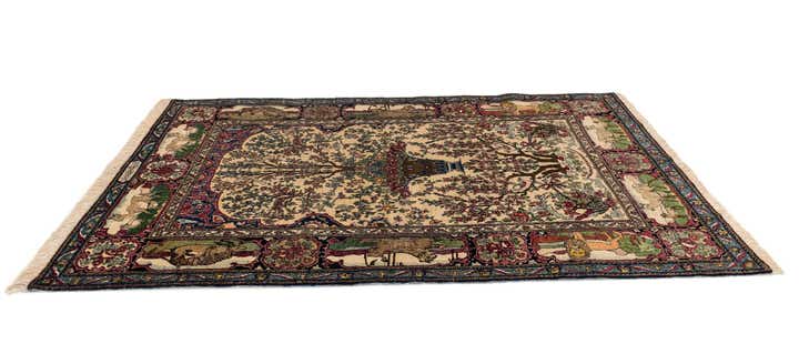 4' 8 x 7' 1 Teheran antique Rug