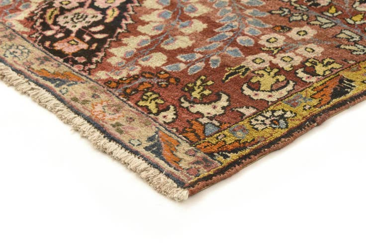Detail image of 3' 3 x 4' 4 Wagireh Rug