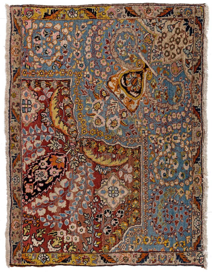 Detail image of 3' 3 x 4' 4 Wagireh Rug