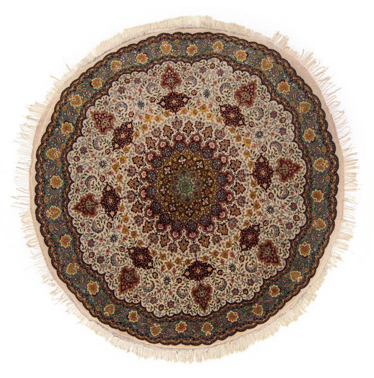 Detail image of 8' 2 x 8' 2 Hand Knotted Azerbaijan Round Rug