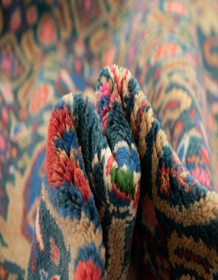 Detail image of 4' 6 x 9' 7  Hand Knotted Liliyan Persian Wool Runner Rug