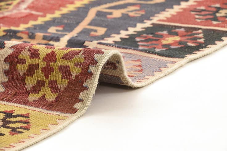 Detail image of 3' 2 x 10' 6 Malatya Runner Rug