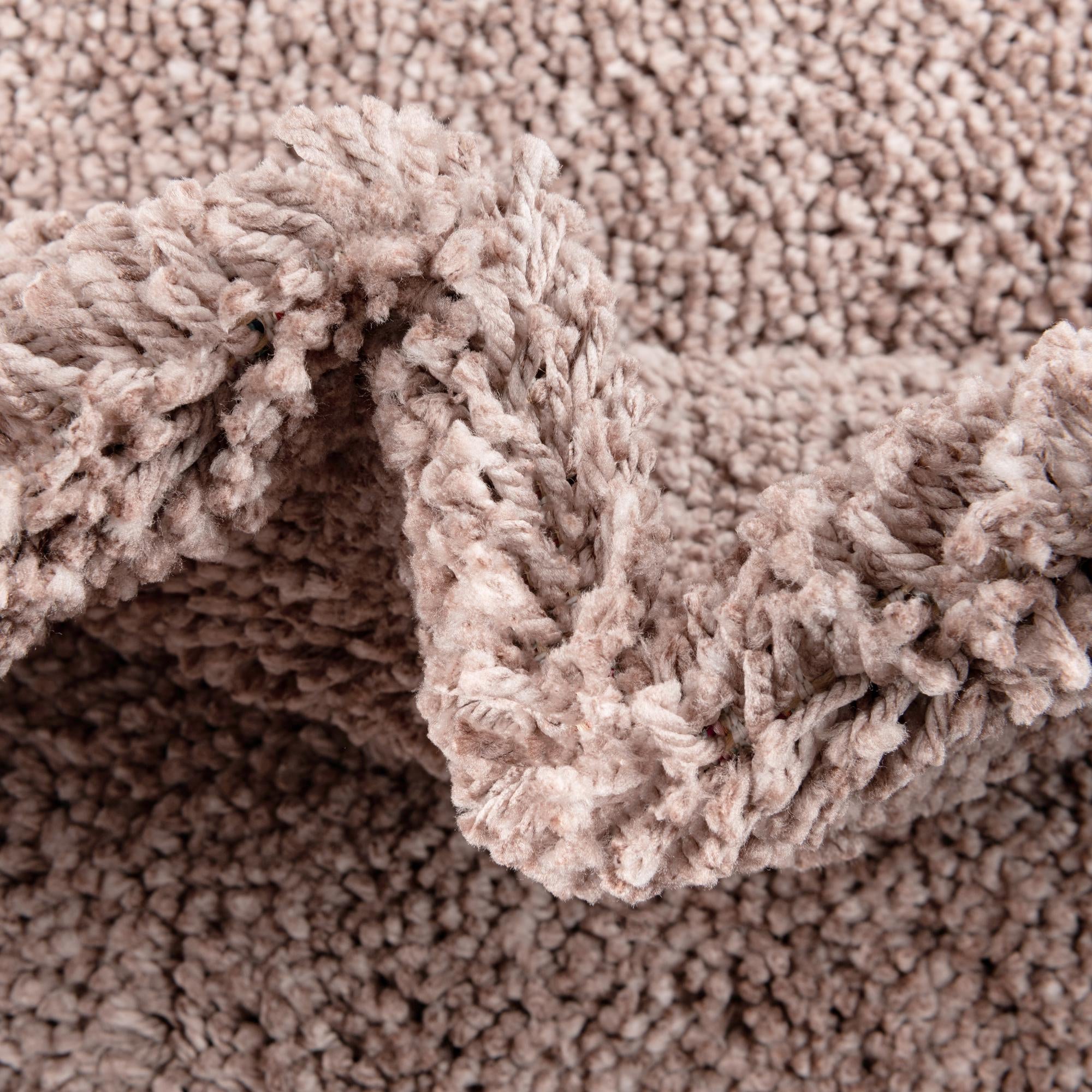 5' 3 x 5' 3 Jill Zarin Shaggy Chic Round Rug