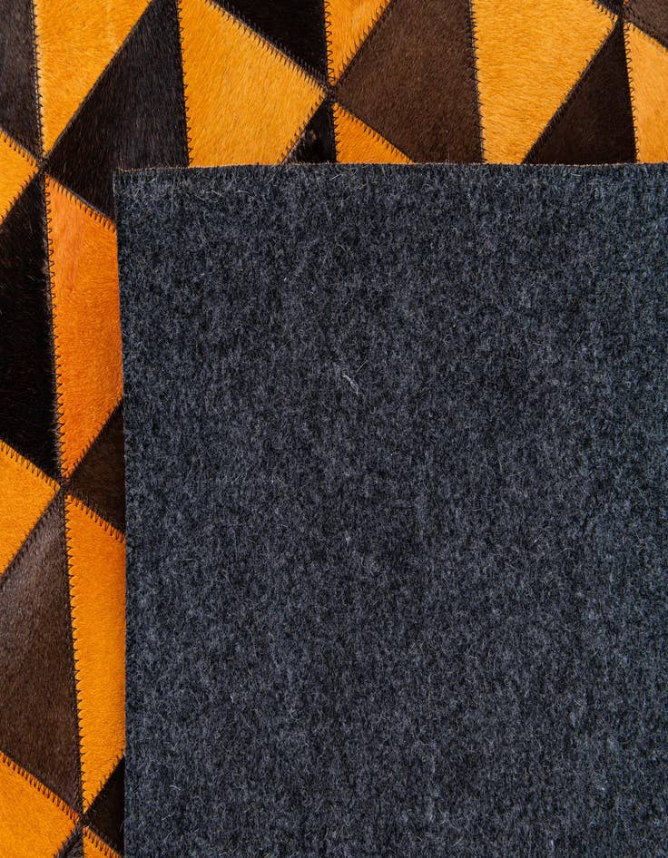 Detail image of 8' x 10' 2 Cowhide Stocks Rug