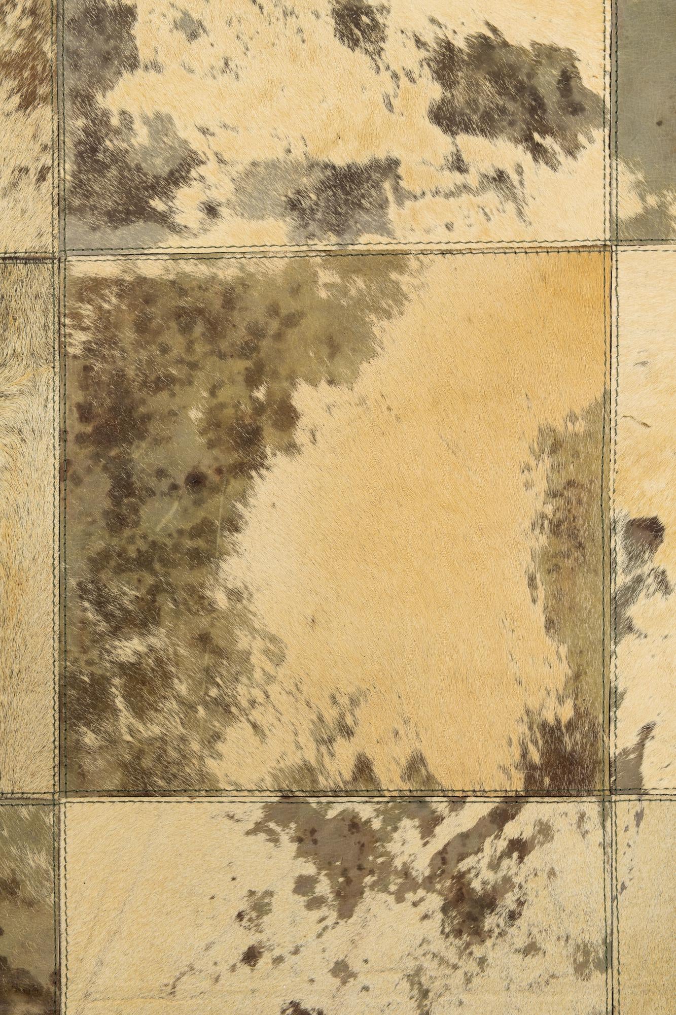 5' x 8' Cowhide Leather Rug