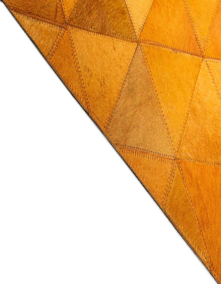 Detail image of 5' 2 x 8' 2 Cowhide Stocks Rug