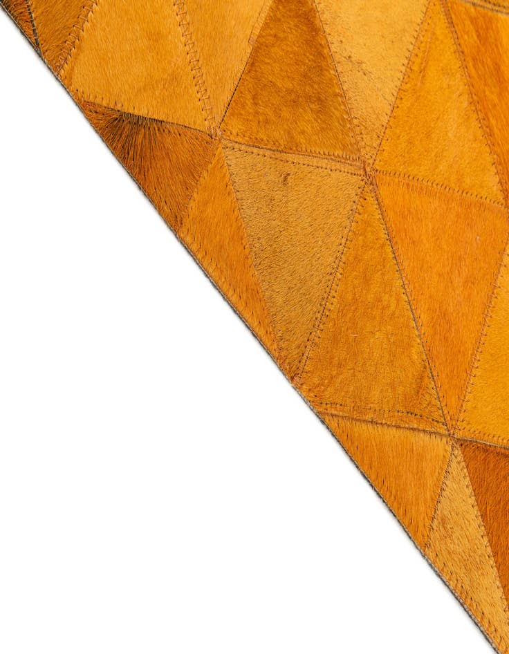 Detail image of 4' 11 x 8' Cowhide Stocks Rug