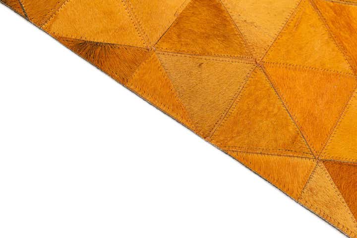 4' 11 x 8' Cowhide Stocks Rug