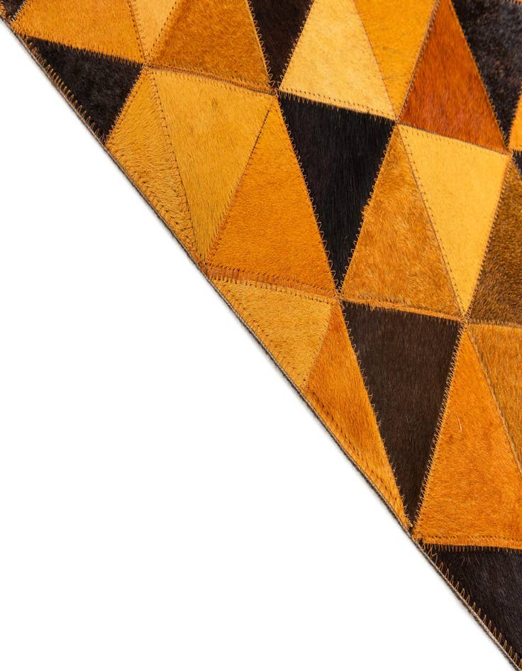 Detail image of 5' 1 x 7' 11 Cowhide Stocks Rug