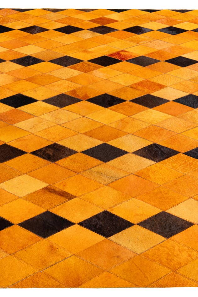 Detail image of 5' 1 x 8' 1 Cowhide Stocks Rug