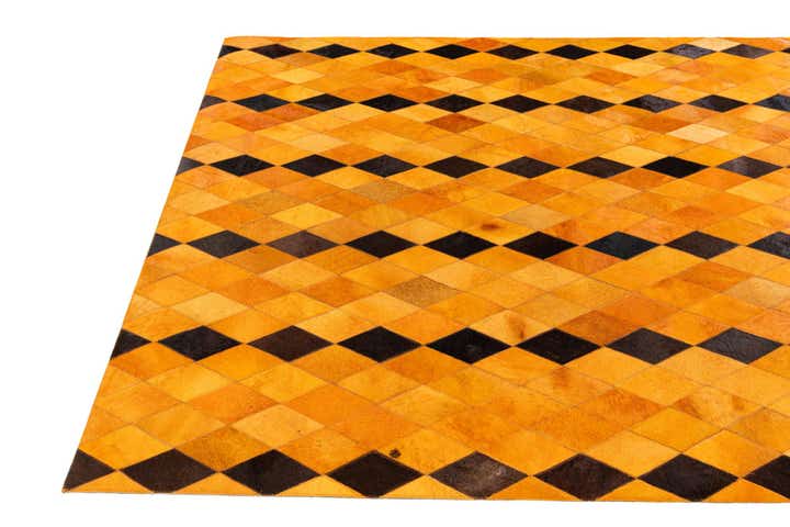 5' 1 x 8' Cowhide Stocks Rug