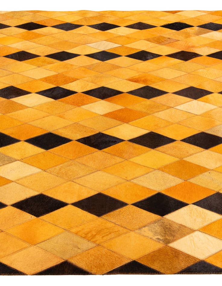 Detail image of 5' 1 x 7' 11 Cowhide Stocks Rug