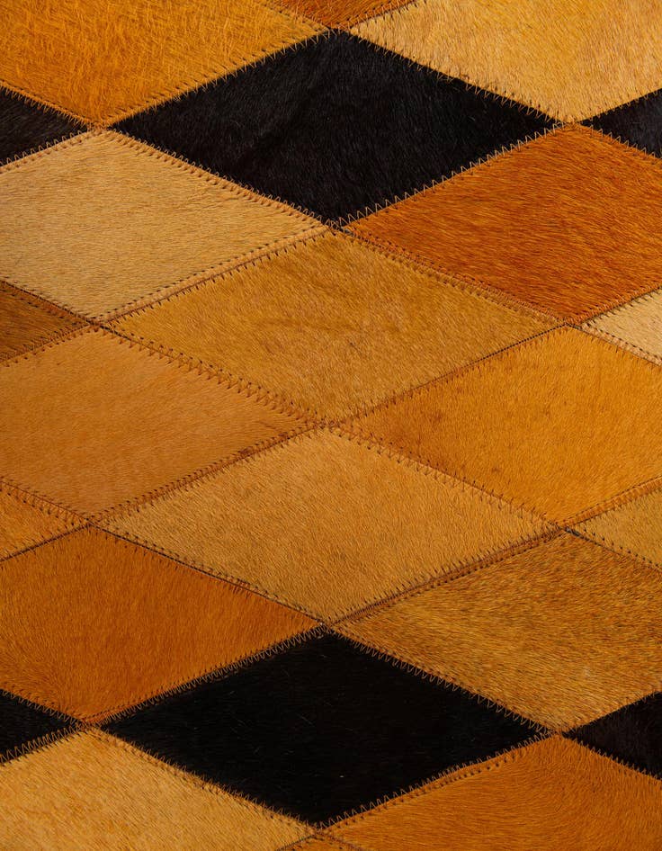 Detail image of 5' 1 x 7' 11 Cowhide Stocks Rug