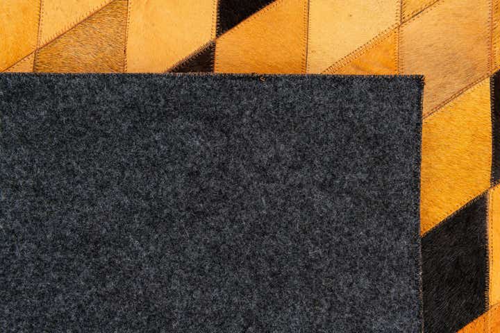 5' 1 x 8' Cowhide Stocks Rug
