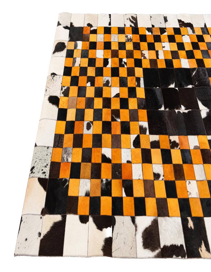 Detail image of 5' x 8' Cowhide Stocks Rug