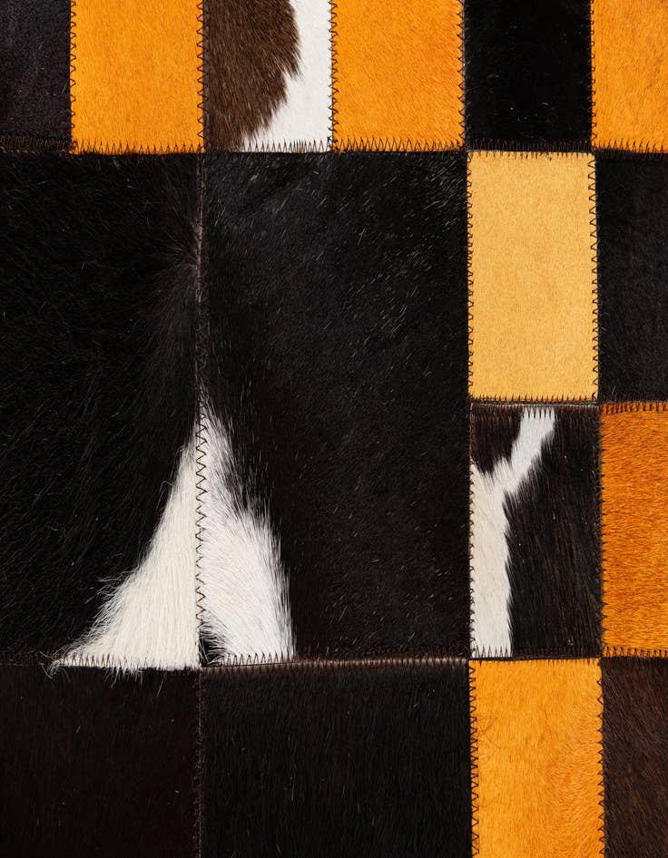 Detail image of 5' x 8' Cowhide Stocks Rug