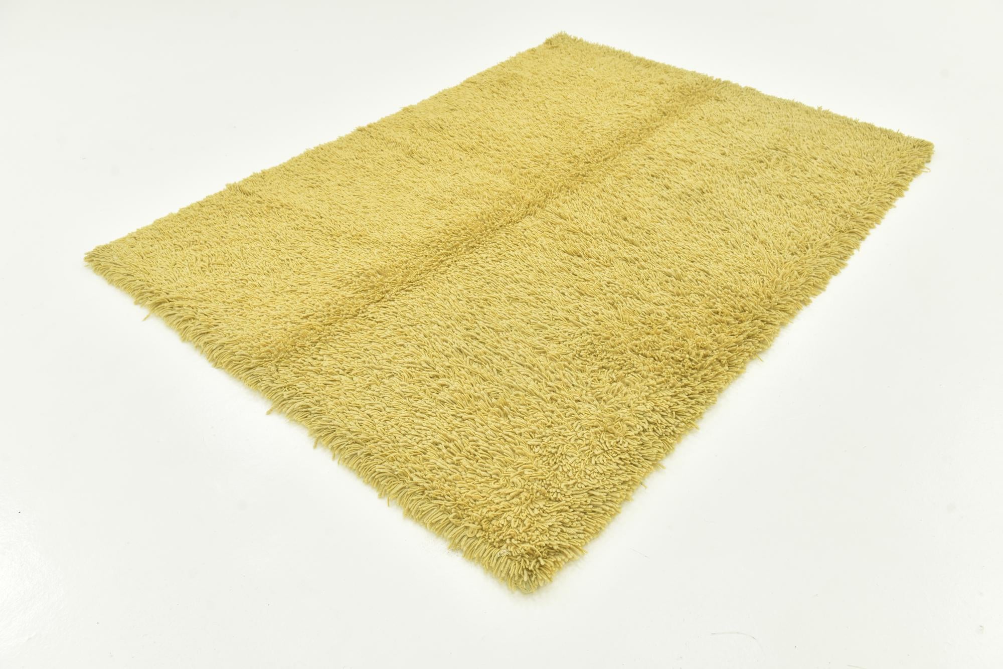 5' 8 x 7' 6 Hand Knotted Solid Shag Rug
