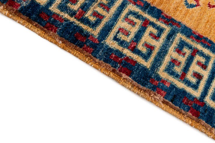 Detail image of 2' 8 x 3' 10 Hand Knotted Ziegler Wool Rug