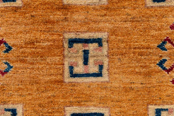 2' 8 x 3' 10 Hand Knotted Ziegler Wool Rug