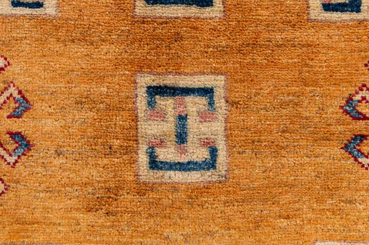 2' 7 x 4' 1 Hand Knotted Ziegler Wool Rug