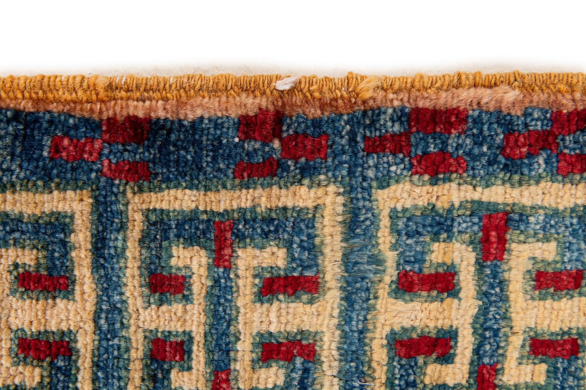 2' 7 x 4' 1 Hand Knotted Ziegler Wool Rug