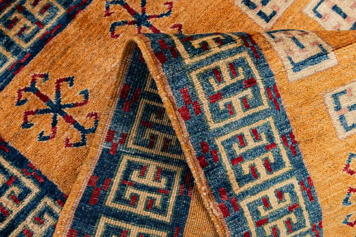 2' 7 x 4' 1 Hand Knotted Ziegler Wool Rug