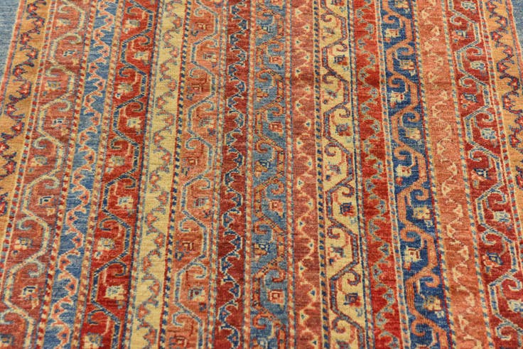 Detail image of 4' 2 x 5' 7 Hand Knotted Ariana Ziegler Rug