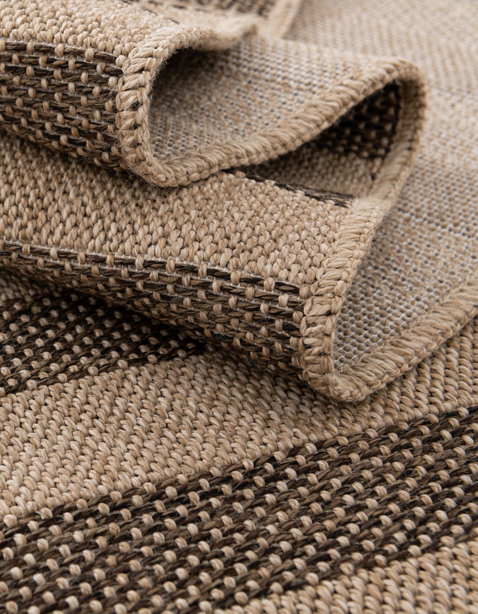 2' 9 x 8' Dunes Runner Rug