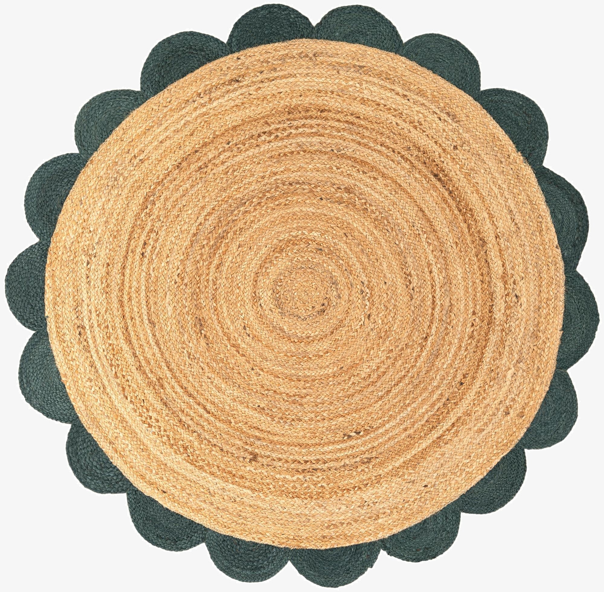 5' 1 x 5' 1  Hand Scallop Braided Jute Round Rug