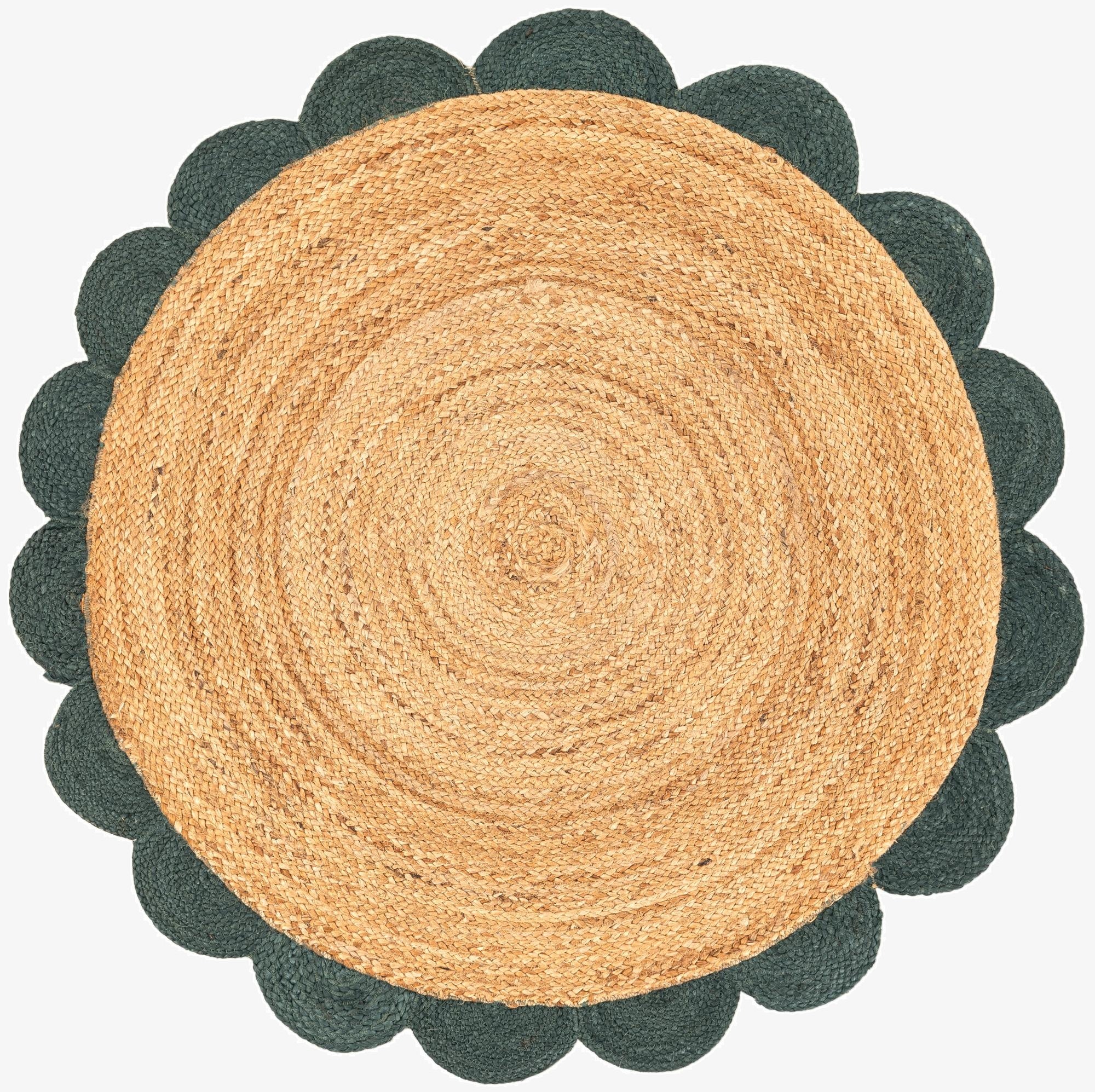125cm x 125cm  Hand Scallop Braided Jute Round Rug