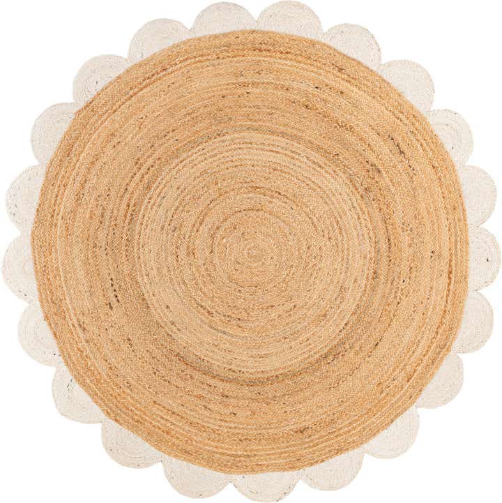 6' 1 x 6' 1 Handmade Scallop Braided Jute Round Rug