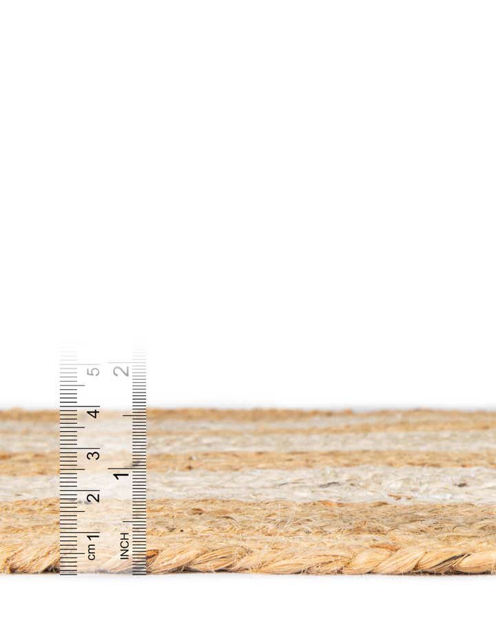 2' x 4' 1 Handmade Scallop Braided Jute Runner Rug