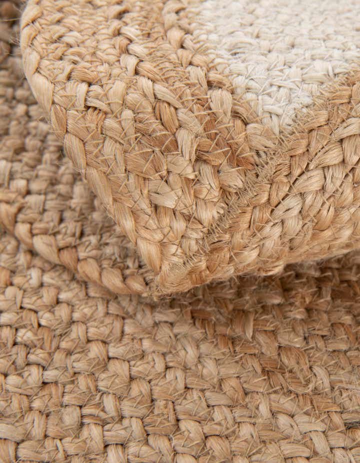 4' 1 x 4' 1 Kids Braided Jute Round Rug