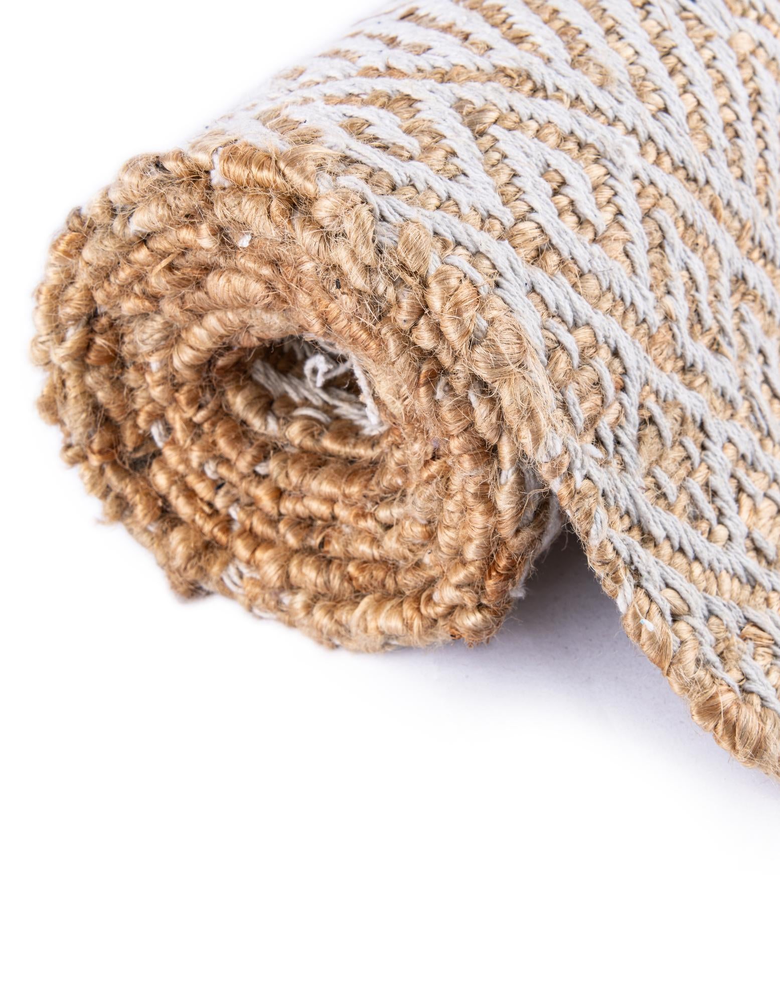 7' 10 x 7' 10 Handmade Braided Jute Square Rug