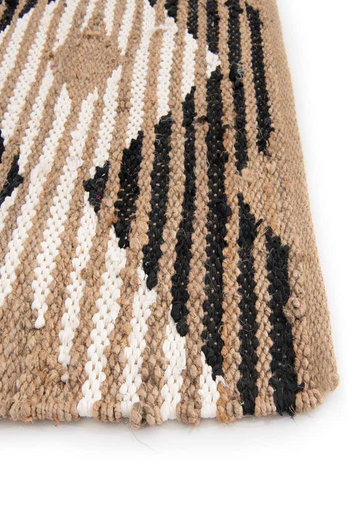 2' 7 x 12' Hand Woven Chindi Jute Runner Rug