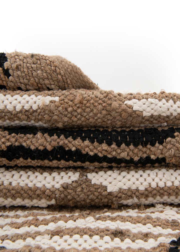 2' 7 x 12' Hand Woven Chindi Jute Runner Rug