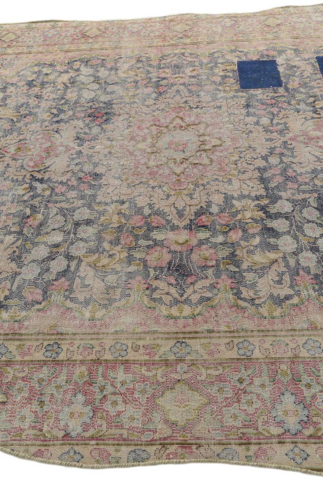 Detail image of 8' 8 x 11' 7 Hand Knotted Ultra Vintage Persian Wool Rug